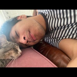 Meet your Posher, Luis